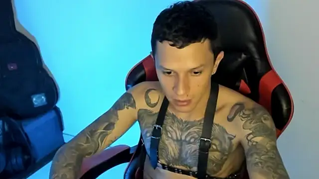 Snapshot of goodboy69l chatting on February 2026 12:21:01 AM goodboy69l online show from February 2026 12:21:01 AM