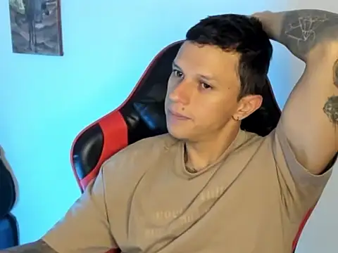 Snapshot of goodboy69l chatting on February 2026 09:15:01 PM goodboy69l online show from February 2026 09:15:01 PM