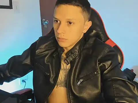 Snapshot of goodboy69l chatting on July 2026 06:03:02 PM goodboy69l online show from July 2026 06:03:02 PM