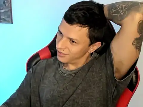 Snapshot of goodboy69l chatting on February 2026 12:16:02 PM goodboy69l online show from February 2026 12:16:02 PM