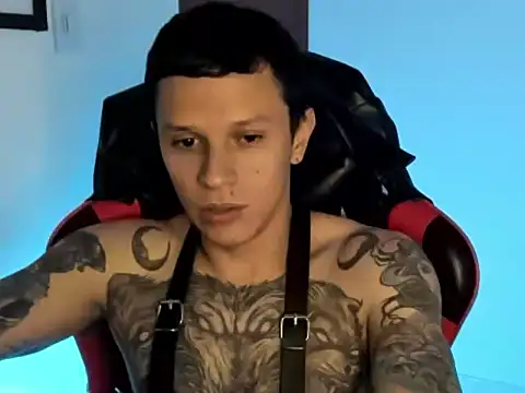 Snapshot of goodboy69l chatting on July 2026 02:24:01 PM goodboy69l online show from July 2026 02:24:01 PM