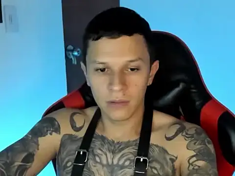 Snapshot of goodboy69l chatting on June 2026 11:21:01 PM goodboy69l online show from June 2026 11:21:01 PM