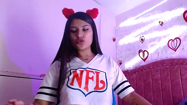 SarahStones online show from March 2025 09:02:02 AM