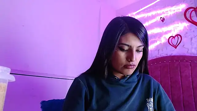 SarahStones online show from March 2025 08:42:02 AM