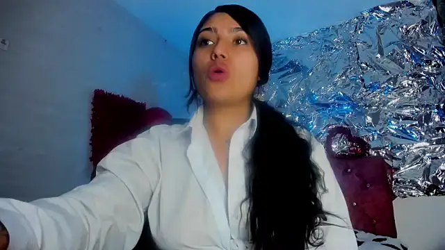 SarahStones online show from March 2026 05:25:02 AM