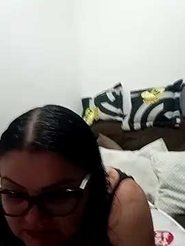 Madisonpalacio online show from November 2025 12:21:02 AM