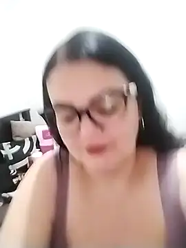 Snapshot of Madisonpalacio chatting on April 2026 12:52:02 AM Madisonpalacio online show from April 2026 12:52:02 AM