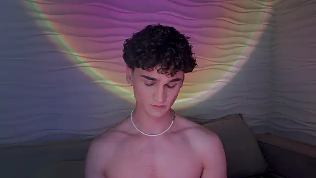 adam 21cm   online show from February 2025 07:41:02 PM