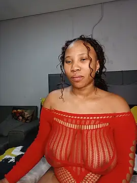 DrippinCaramelCutie online show from July 2026 09:34:01 PM