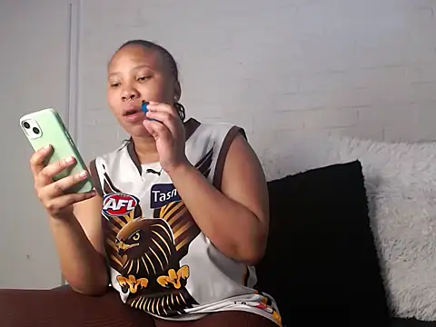 DrippinCaramelCutie online show from September 2025 01:44:01 PM