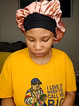 DrippinCaramelCutie online show from November 2025 12:33:02 AM