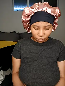 DrippinCaramelCutie online show from November 2025 01:38:01 AM