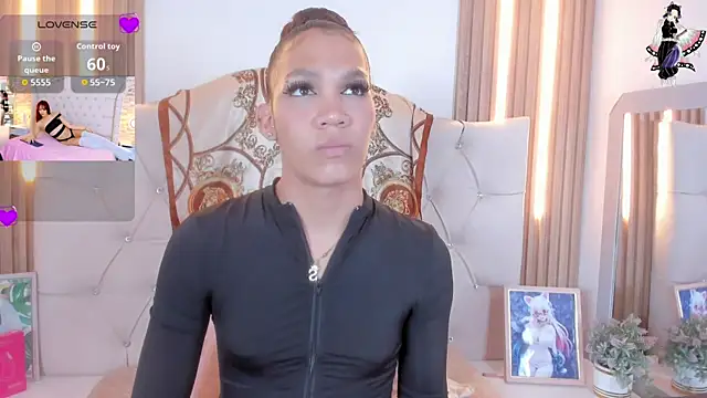 Sara-Smith- online show from May 2026 08:19:01 PM