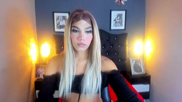 Sara-Smith- online show from September 2025 12:22:02 PM