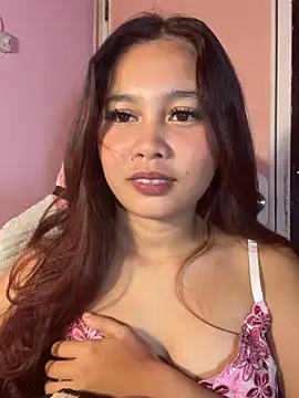 ursweet babygirl online show from April 2026 05:20:01 PM