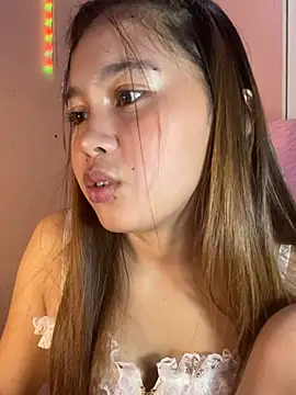 Snapshot of ursweet_babygirl chatting on February 2026 04:40:01 PM ursweet babygirl online show from February 2026 04:40:01 PM