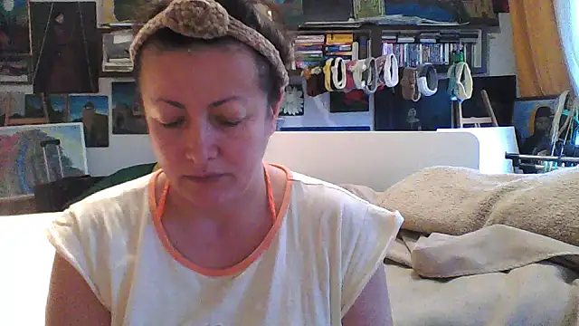 MariaAnaSunshine online show from November 2025 07:35:02 AM