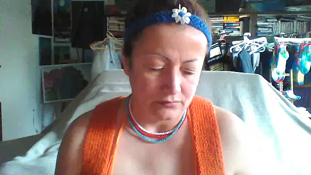 MariaAnaSunshine online show from March 2026 06:06:01 AM