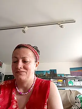 MariaAnaSunshine online show from September 2025 10:31:01 AM