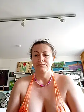 MariaAnaSunshine online show from September 2025 01:39:01 PM