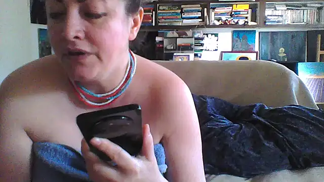MariaAnaSunshine online show from March 2026 10:12:01 AM