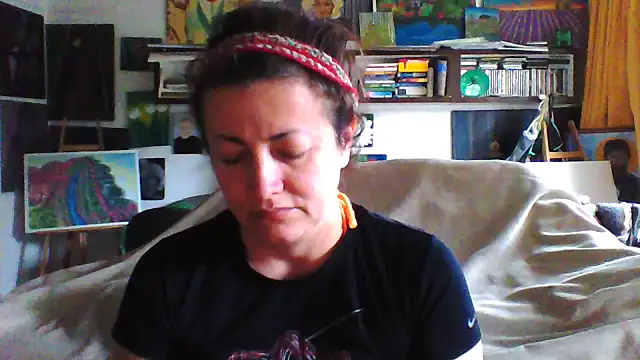 MariaAnaSunshine online show from October 2025 09:45:01 AM