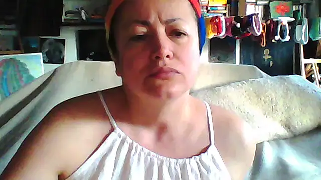 MariaAnaSunshine online show from December 2025 07:32:01 AM