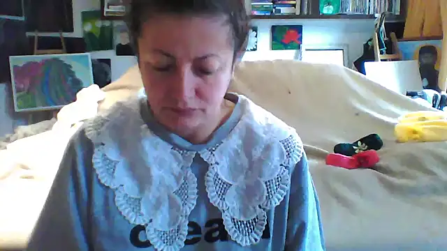 MariaAnaSunshine online show from October 2025 07:54:01 AM