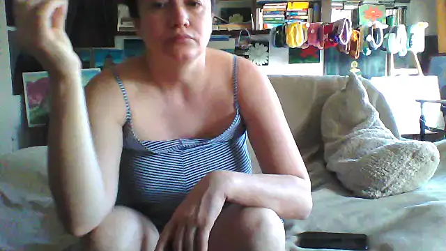 MariaAnaSunshine online show from November 2025 10:19:01 AM