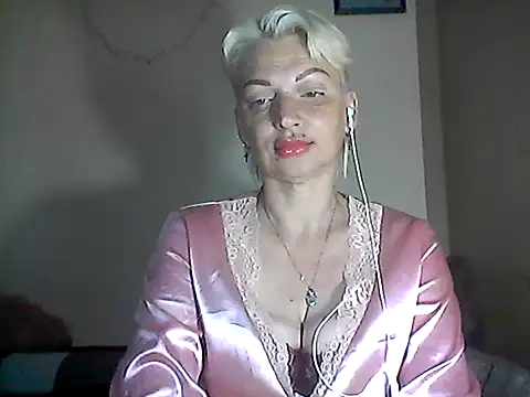 Snapshot of MaryJane441 chatting on June 2026 08:09:01 PM MaryJane441 online show from June 2026 08:09:01 PM