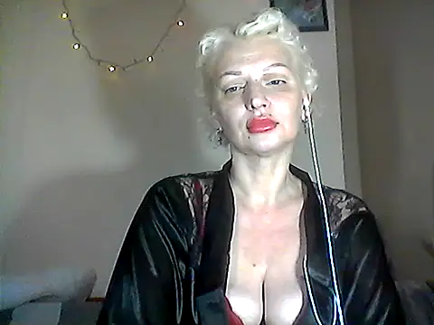 MaryJane441 online show from February 2026 09:43:02 PM