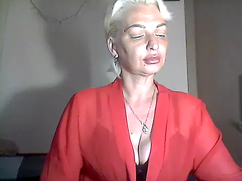 Snapshot of MaryJane441 chatting on June 2026 10:55:02 PM MaryJane441 online show from June 2026 10:55:02 PM