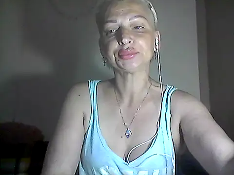 Snapshot of MaryJane441 chatting on June 2026 08:58:02 AM MaryJane441 online show from June 2026 08:58:02 AM