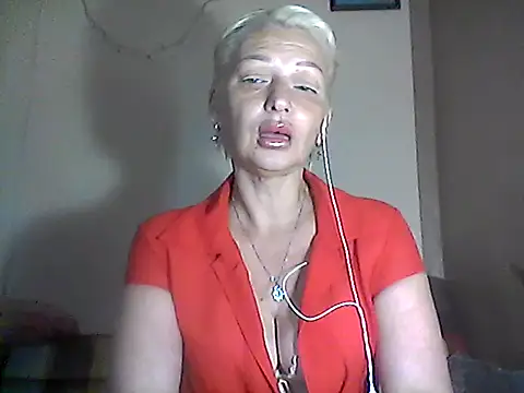 Snapshot of MaryJane441 chatting on July 2026 08:31:02 PM MaryJane441 online show from July 2026 08:31:02 PM