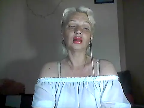 Snapshot of MaryJane441 chatting on June 2026 09:09:01 PM MaryJane441 online show from June 2026 09:09:01 PM