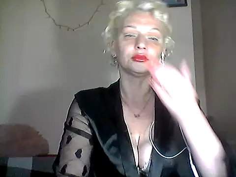 MaryJane441 online show from April 2026 08:04:01 PM