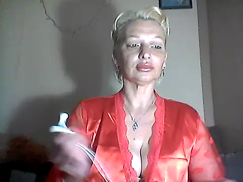 Snapshot of MaryJane441 chatting on May 2026 08:07:02 PM MaryJane441 online show from May 2026 08:07:02 PM