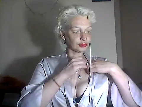 Snapshot of MaryJane441 chatting on May 2026 08:19:01 PM MaryJane441 online show from May 2026 08:19:01 PM
