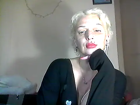 MaryJane441 online show from February 2026 10:12:02 PM