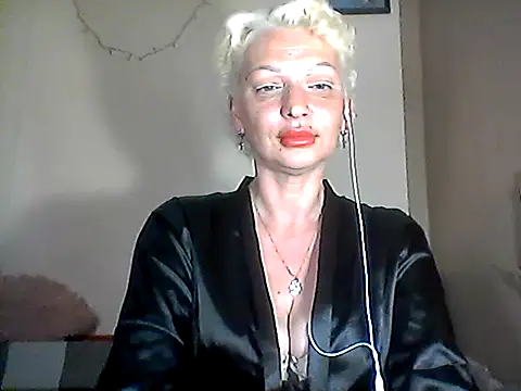 Snapshot of MaryJane441 chatting on May 2026 08:36:01 PM MaryJane441 online show from May 2026 08:36:01 PM