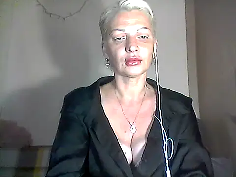 Snapshot of MaryJane441 chatting on July 2026 08:09:01 PM MaryJane441 online show from July 2026 08:09:01 PM