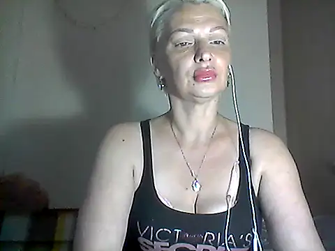 Snapshot of MaryJane441 chatting on July 2026 10:10:02 PM MaryJane441 online show from July 2026 10:10:02 PM