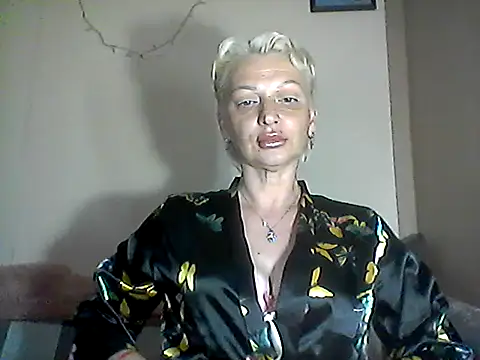 Snapshot of MaryJane441 chatting on May 2026 08:29:02 PM MaryJane441 online show from May 2026 08:29:02 PM