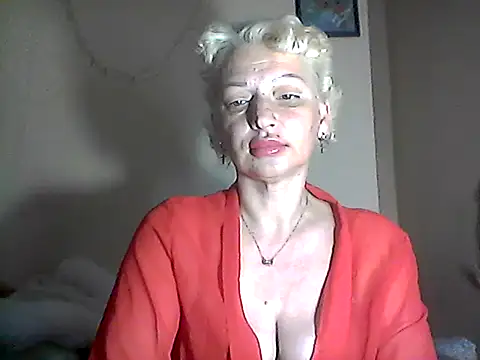 Snapshot of MaryJane441 chatting on April 2026 08:21:01 PM MaryJane441 online show from April 2026 08:21:01 PM