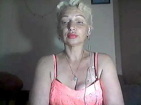 Snapshot of MaryJane441 chatting on July 2026 08:42:02 PM MaryJane441 online show from July 2026 08:42:02 PM