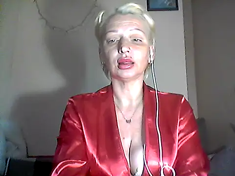 Snapshot of MaryJane441 chatting on April 2026 08:16:01 PM MaryJane441 online show from April 2026 08:16:01 PM
