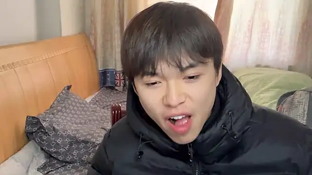 xiaottt1918 online show from January 2025 04:47:01 AM
