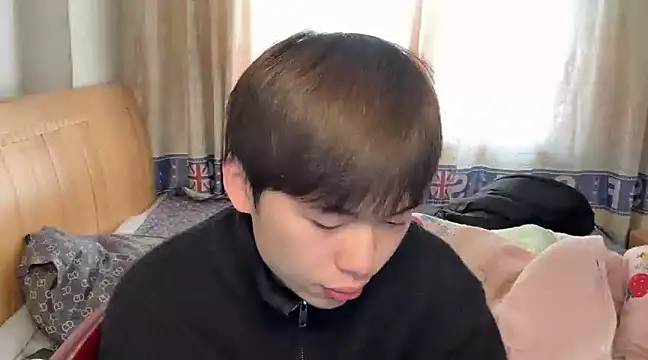 xiaottt1918 online show from January 2025 05:12:01 AM