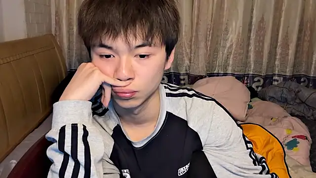 xiaottt1918 online show from January 2025 10:41:01 AM