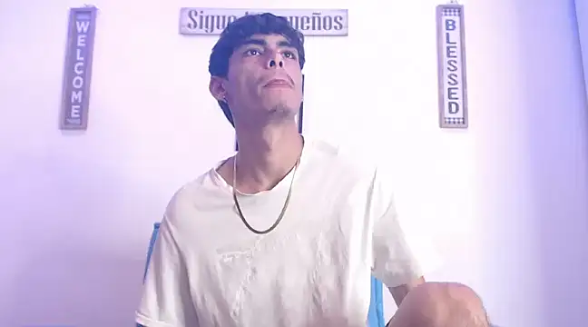 Snapshot of harrytomson_1 chatting on February 2025 08:16:01 AM harrytomson 1 online show from February 2025 08:16:01 AM